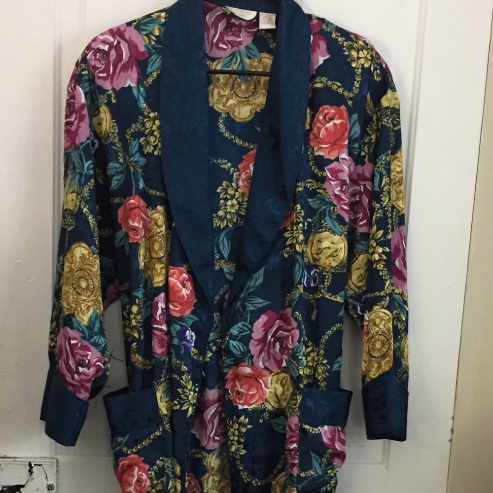 Vintage Victoria’s Secret Robe